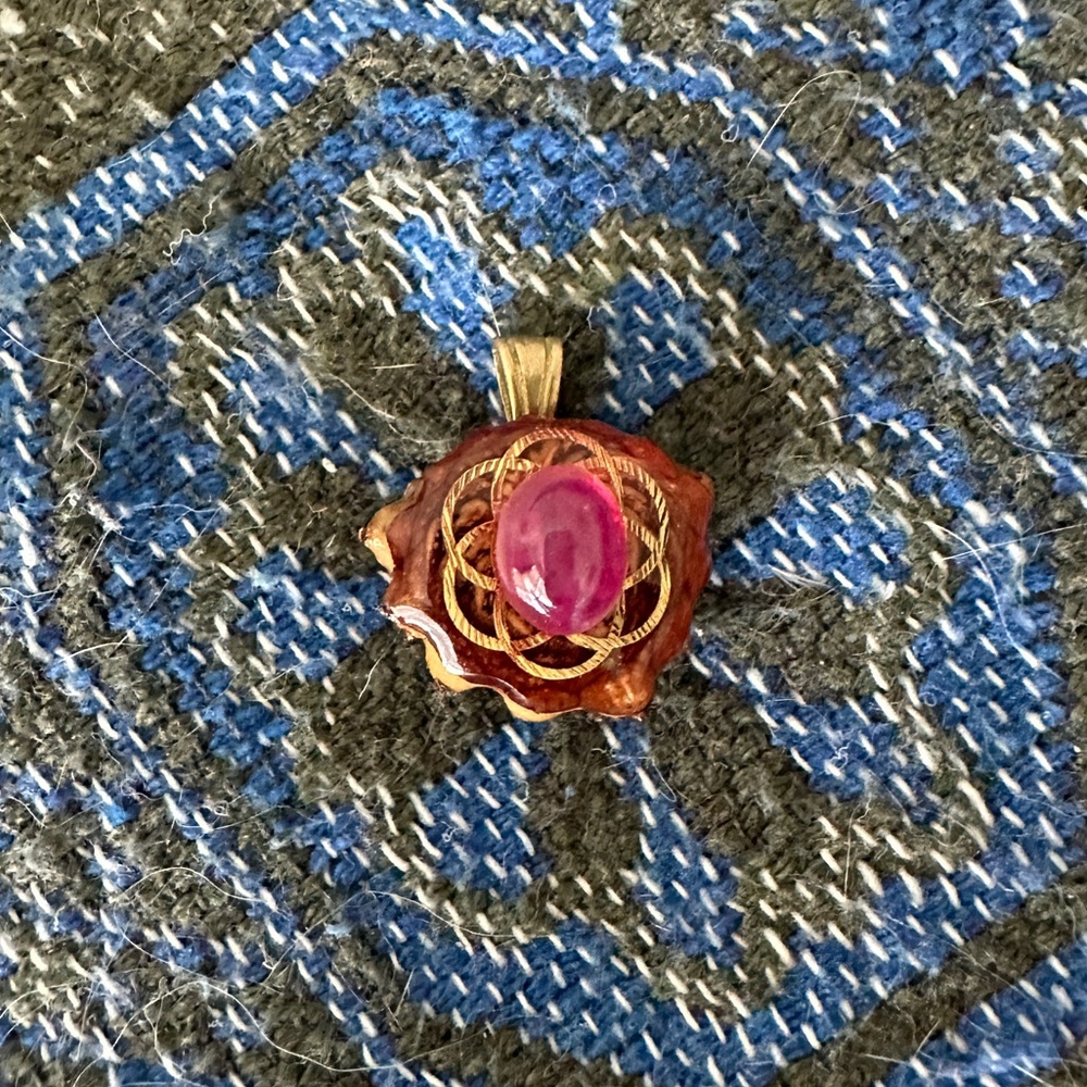 Third Eye Pinecones Strawberry Star Sapphire with Gold Seed of Life Mini Pendant - Picture 6 of 7